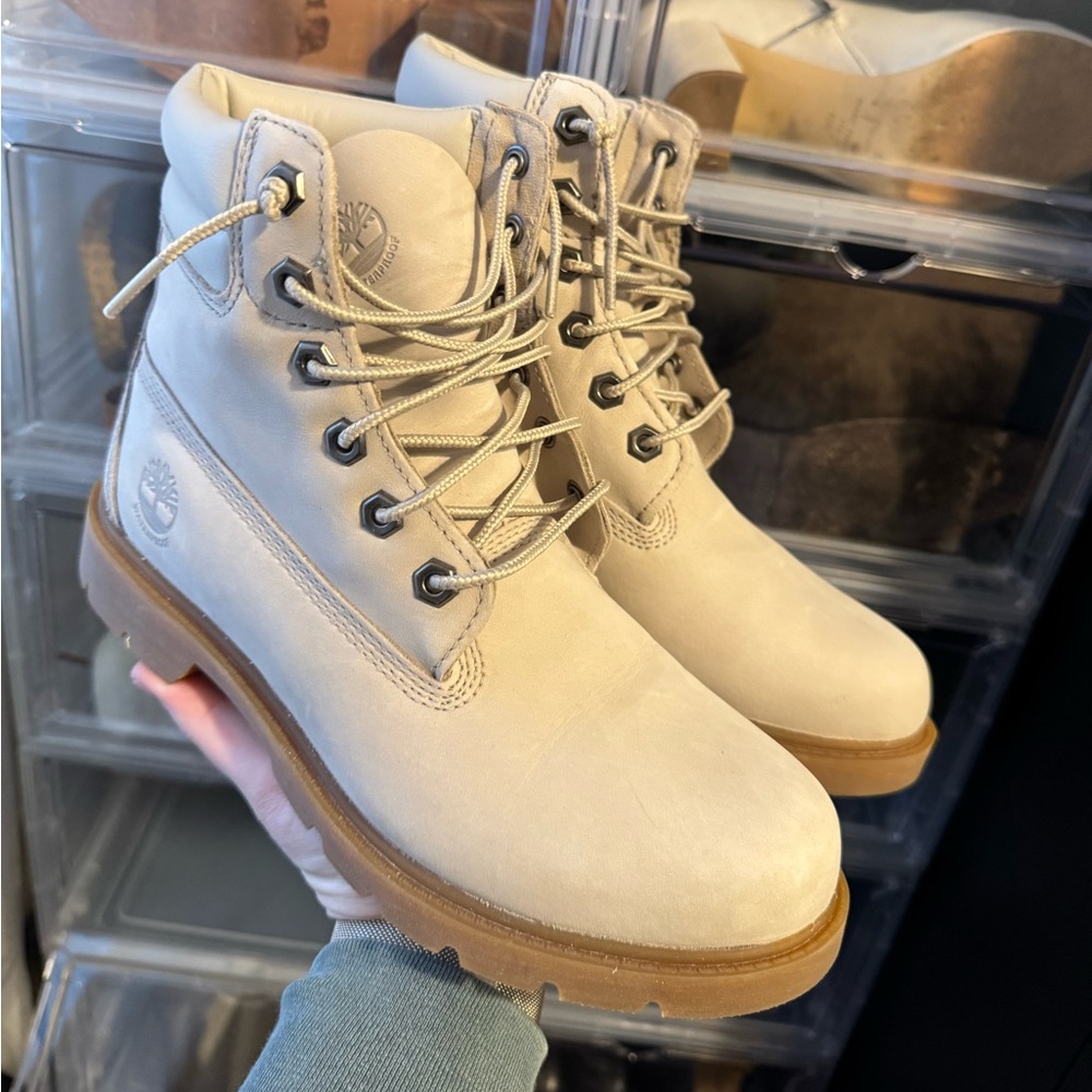 Women’s Size 7.5 stone color Timberlands Never Worn Box Kept